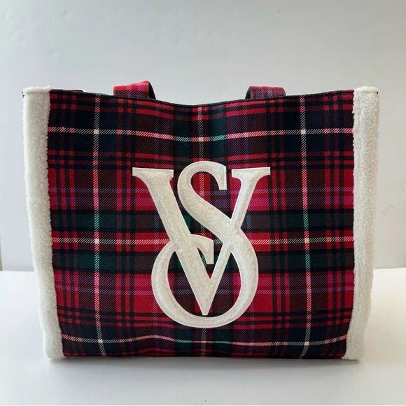 NWT Victoria's Secret Holiday Christmas Plaid Fleece-Trim Tote Bag - Picture 14 of 14